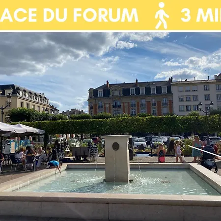 Le Forum - Hyper Centre - Parking Reims Esterno foto